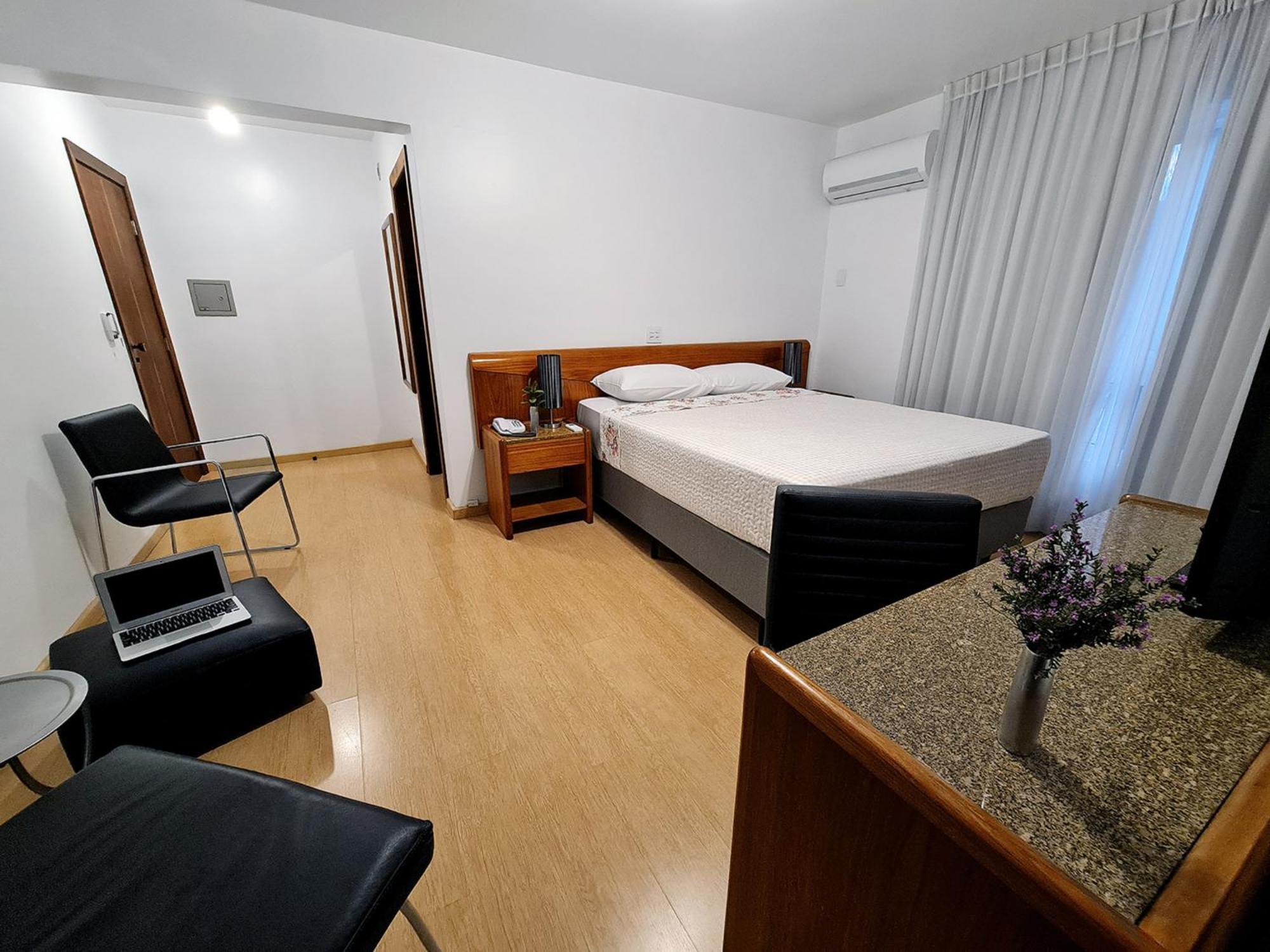 Hotel Germania Жоинвили Экстерьер фото